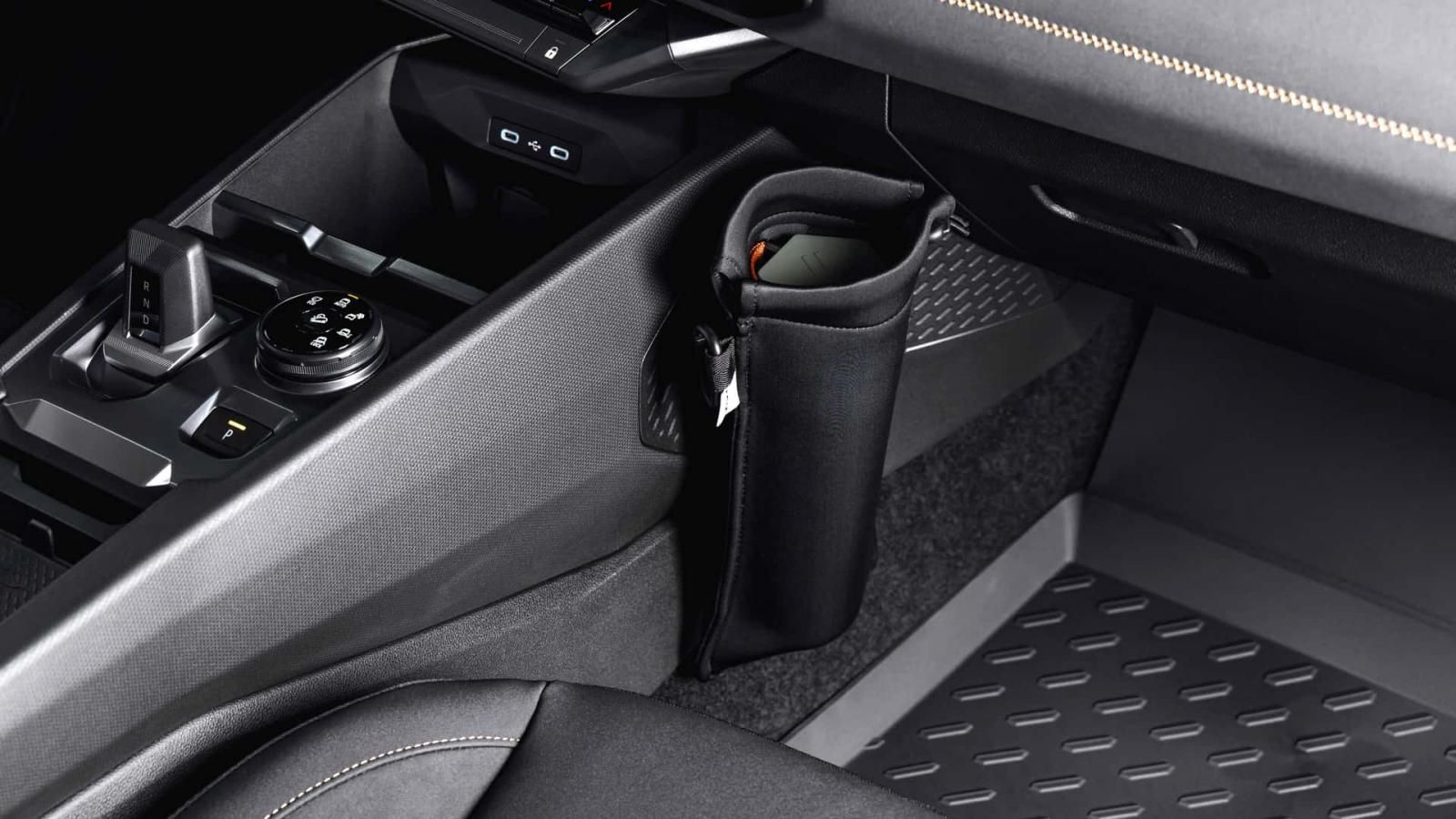 Νέο Dacia Striker: Υβριδικό έως 155 άλογα & τιμή κάτω από 25.000 ευρώ